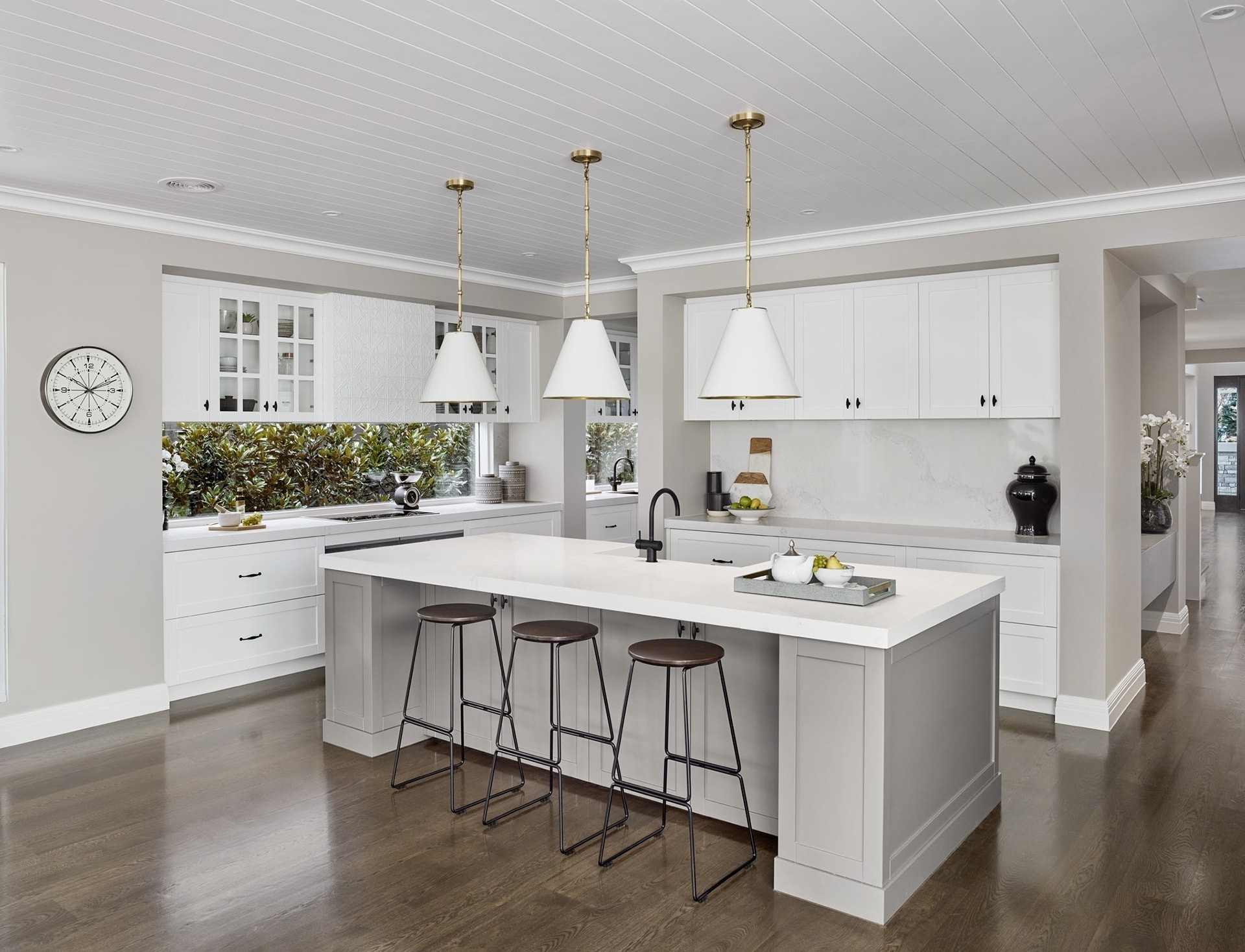 hamptons style kitchen from metricon bayville display home