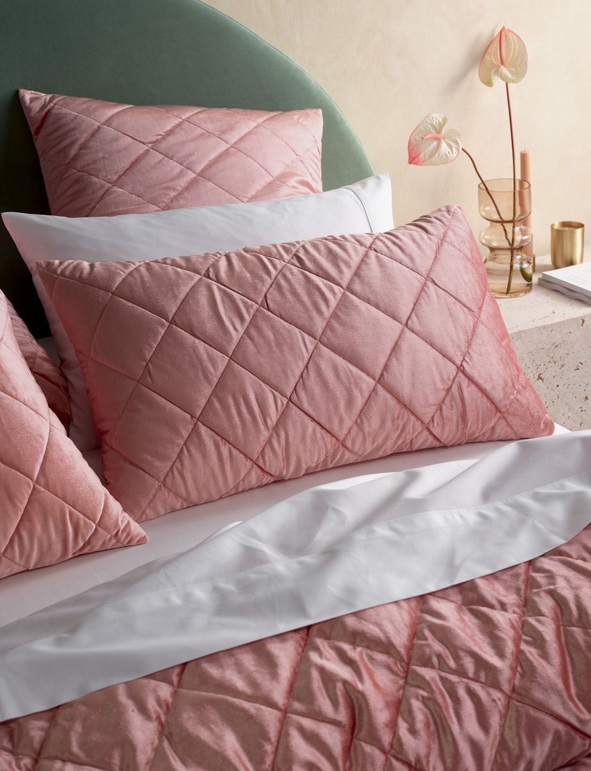lorraine lea pink velvet diamond pattern quilt cover set